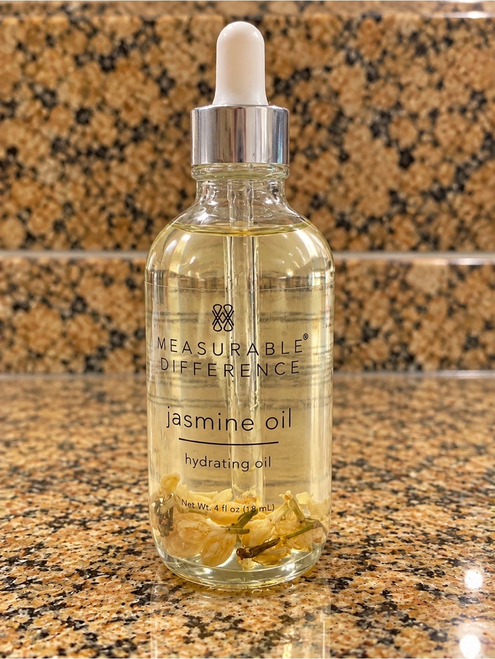 Measurable Difference Jasmine Hydrating Oil — Clear/Gold